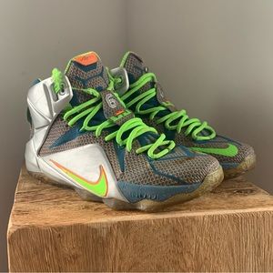 Nike Lebron 12 Trillion Dollar Man (705410-430) US Size 8
